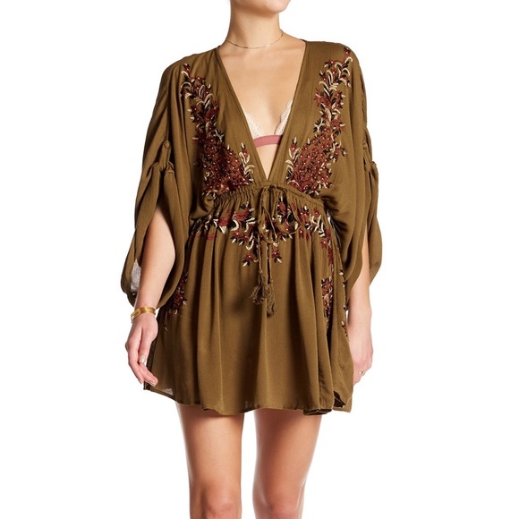 Free People Dresses & Skirts - Free People Sz M Embroidered Mini Dress EUC